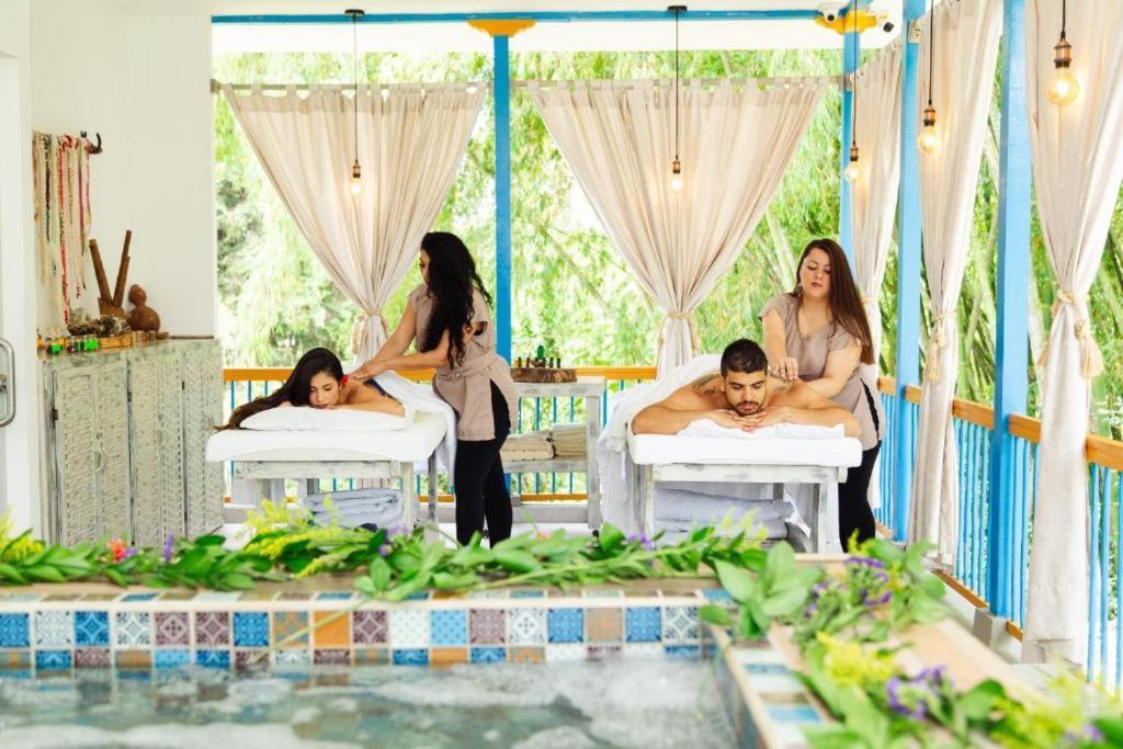 Hotel Hacienda Santa Clara 산타 로사 데 카발 외부 사진