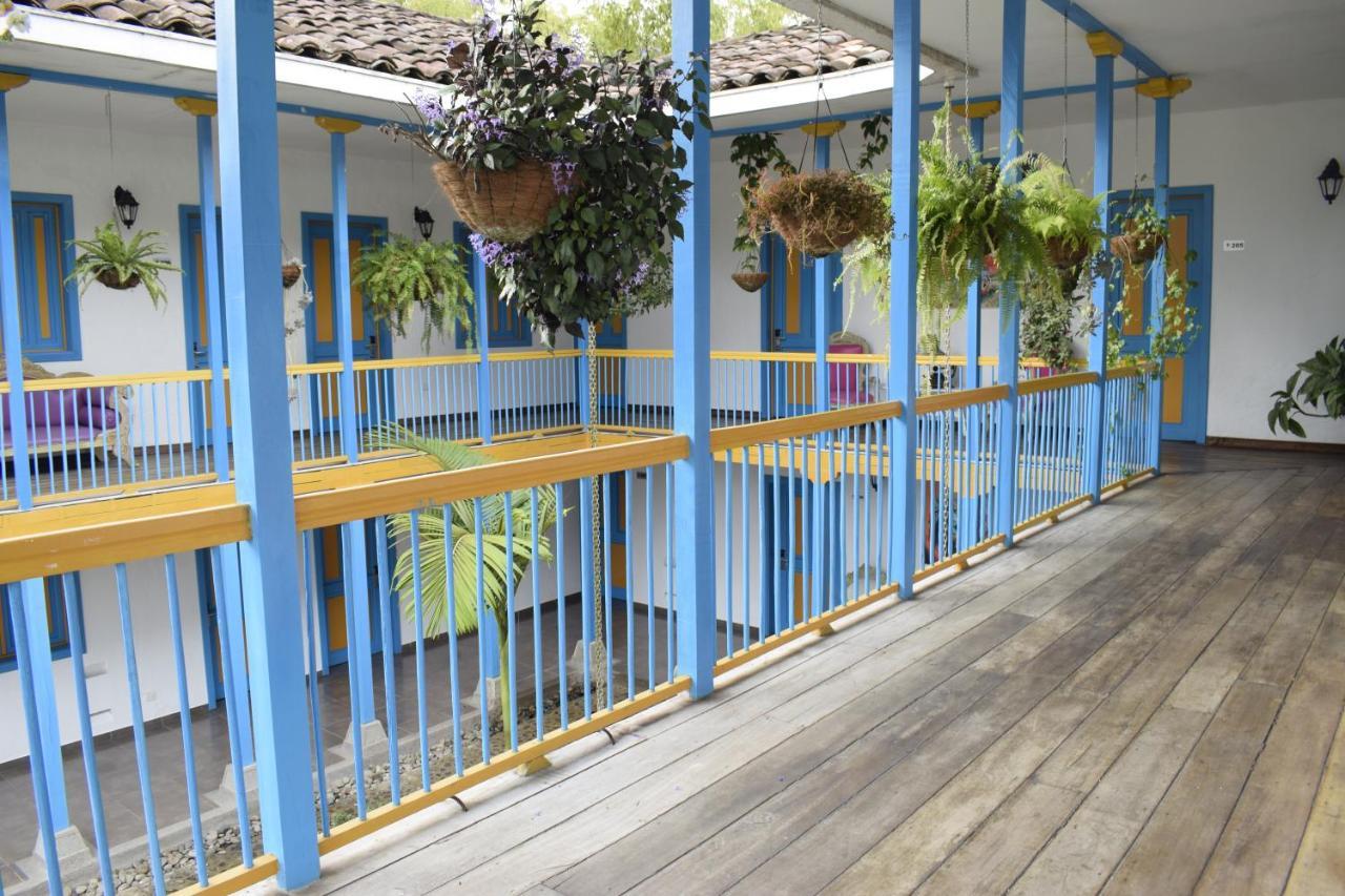 Hotel Hacienda Santa Clara 산타 로사 데 카발 외부 사진